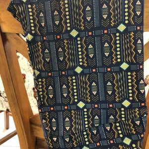 LuLaRoe TC leggings (navy background)